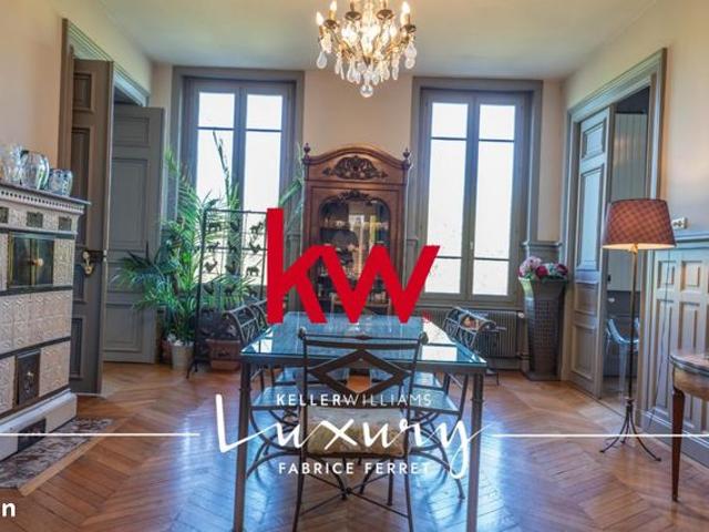Appartement 7 pièces 200 m²