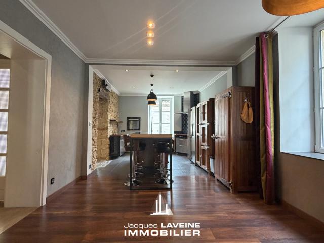Appartement 7 pièces 200 m²