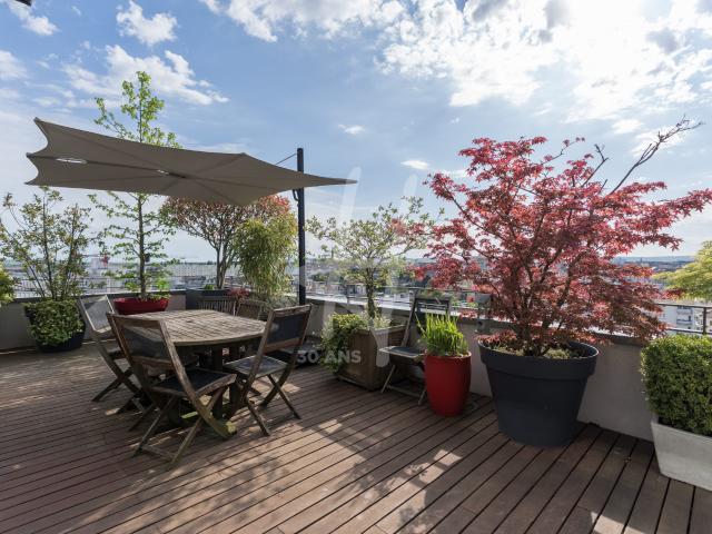 Appartement 7 pièces 205 m²