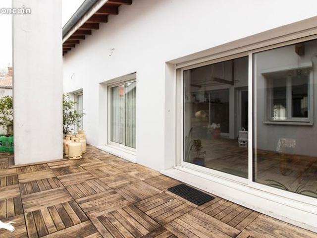 Appartement 7 pièces 205 m²