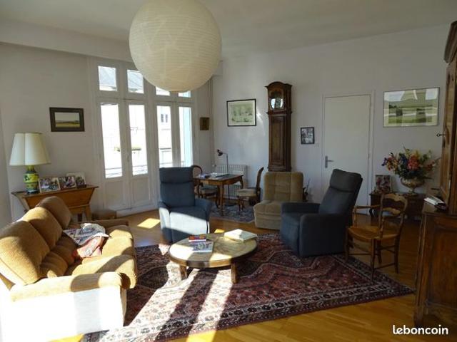 Appartement 7 pièces 207 m²