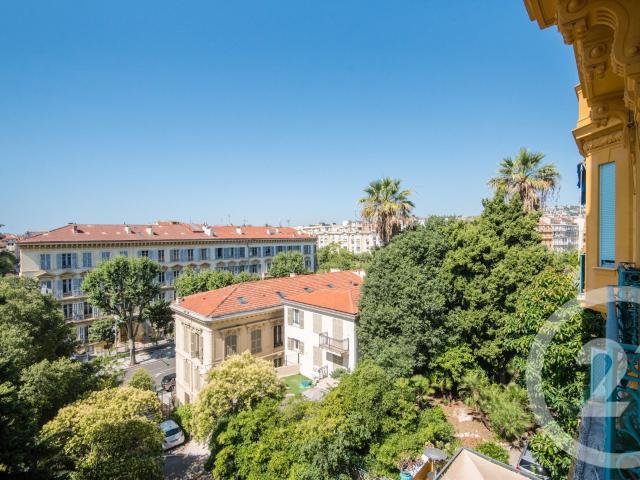 Appartement 7 pièces 213 m²