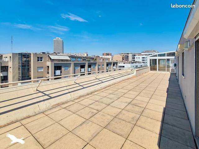 Appartement 7 pièces 218 m²