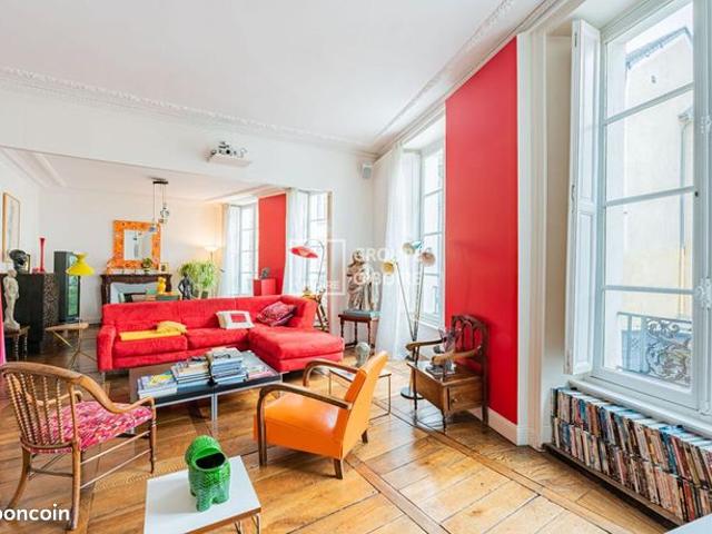 Appartement 7 pièces 220 m²
