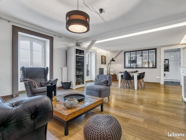 Appartement 7 pièces 223 m²