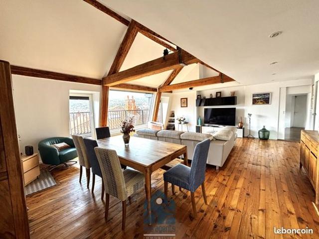 Appartement 7 pièces 226 m²