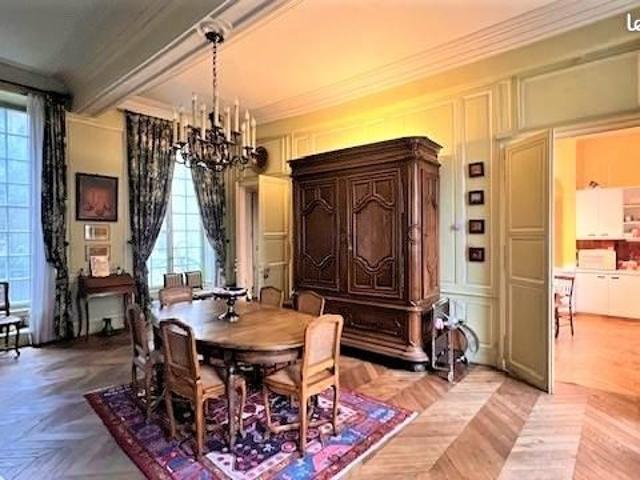 Appartement 7 pièces 227 m²
