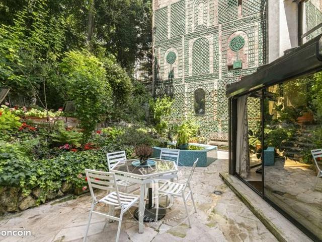 Appartement 7 pièces 228 m²