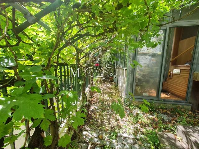Appartement 7 pièces 228 m²