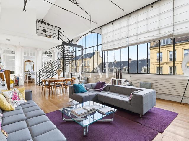 Appartement 7 pièces 229 m²