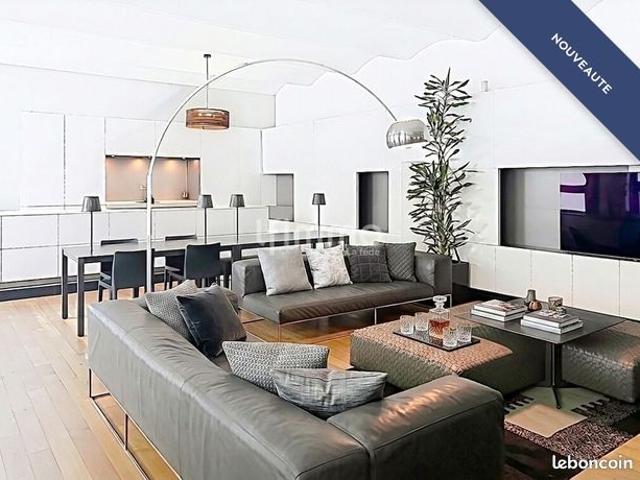 Appartement 7 pièces 242 m²