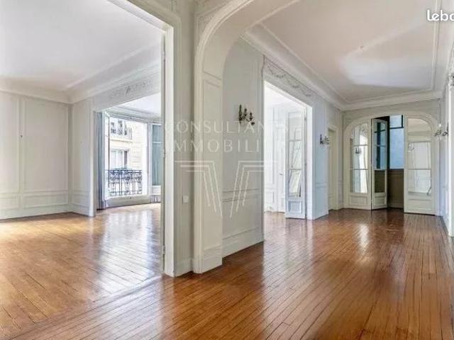 Appartement 7 pièces 255 m²