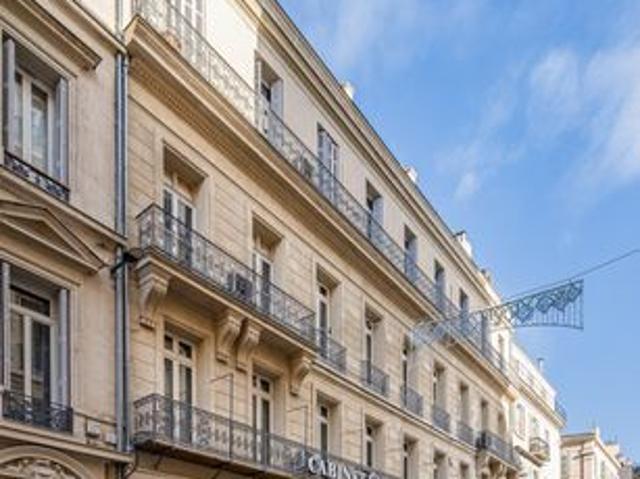Appartement 7 pièces 264 m²