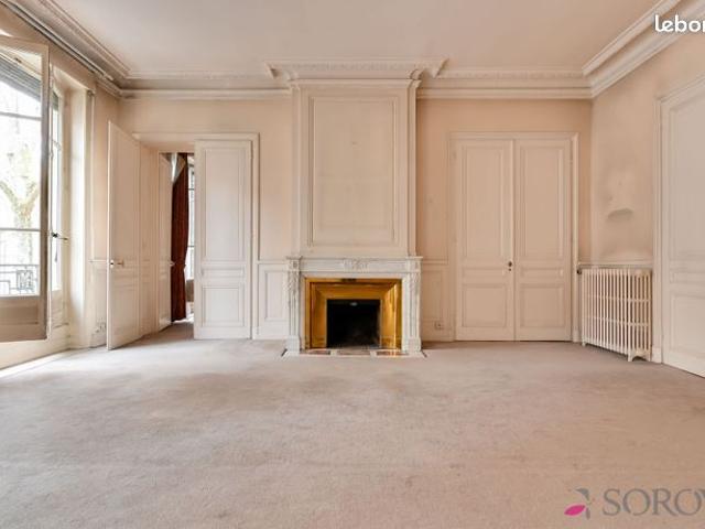 Appartement 7 pièces 276 m²
