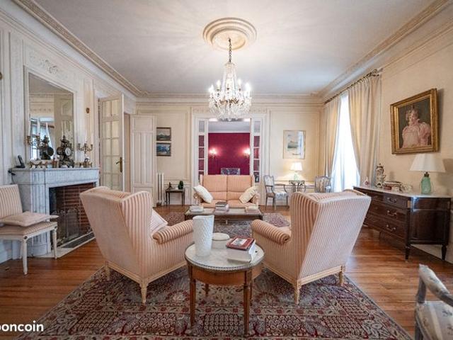 Appartement 7 pièces 278 m²