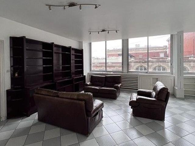 Appartement 7 pièces à Valenciennes