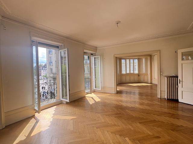 Appartement 7 pièces de prestige 254m2 Avenue de la Marseillaise 3 Balcons & Ascenseur