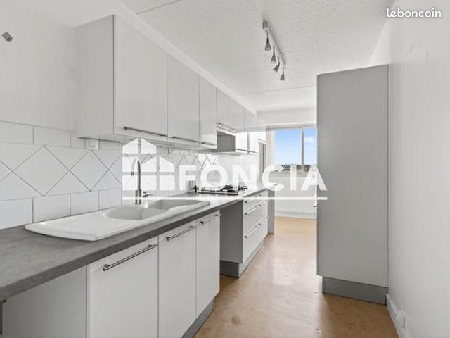 Appartement – 7ème étage – T4 – 84 m²
