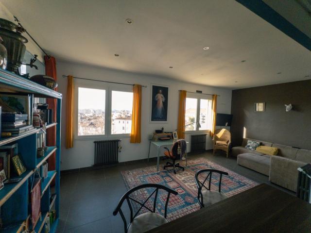 Appartement 80 m2 Marseille 1er