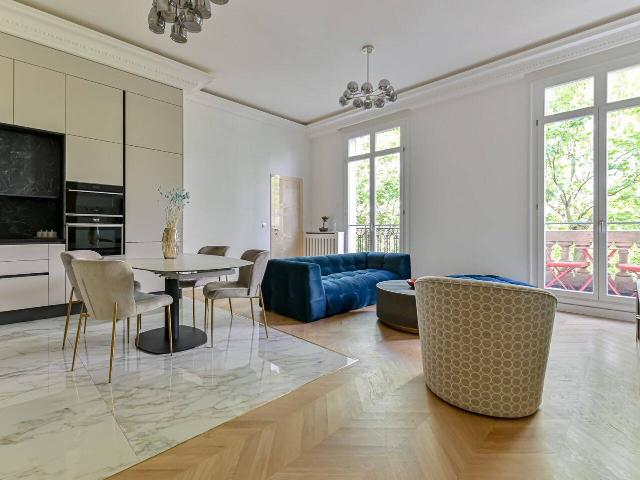 Appartement 80 m2 Paris 16ème