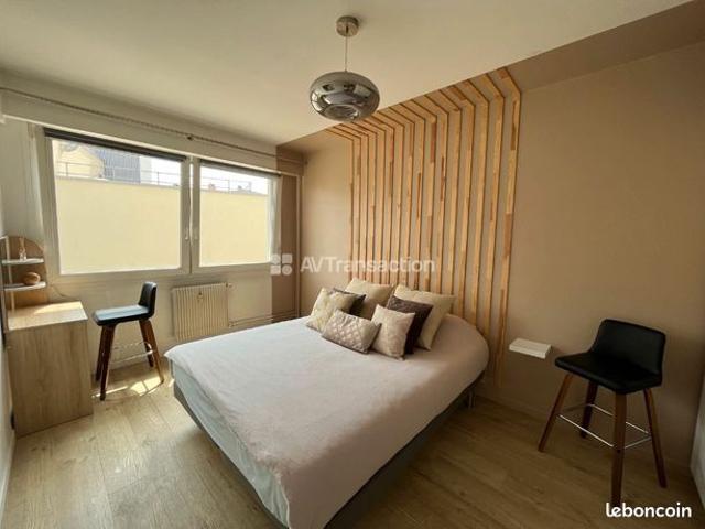 Appartement 80m² Nancy centre parking et cave