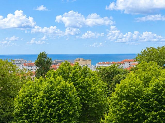 Appartement 82 M2 3 chambres à rénover Vue panoramique oc. 82m² Biarritz