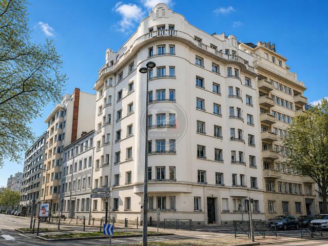 Appartement 84 m2 Immeuble Art déco à 150 m du Parc de la Tête d'Or
