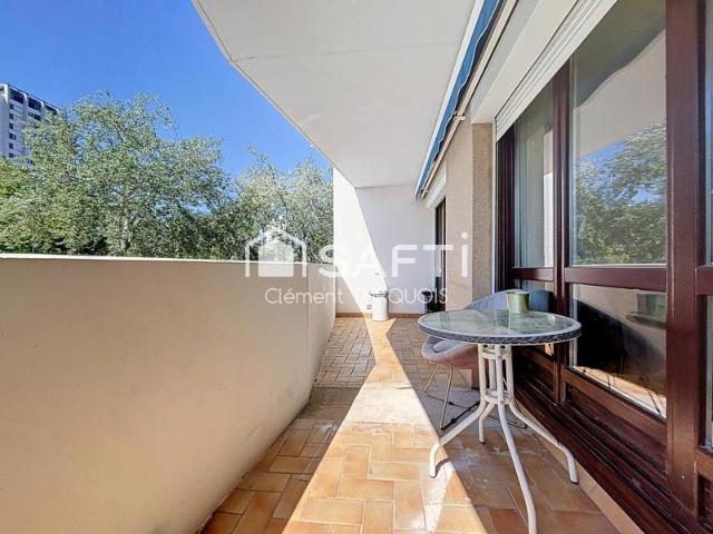 Appartement 84 m² avec 3 chambres, balcon, ascenseur