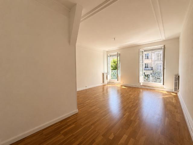 Appartement 85.39 m² 3 Pièces Fontainebleau 77300