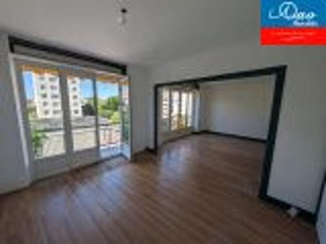 Appartement 8 pièce s 4 chambre s 175 m²