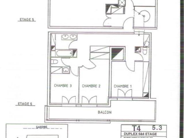 Appartement 8 pièces 103 m²