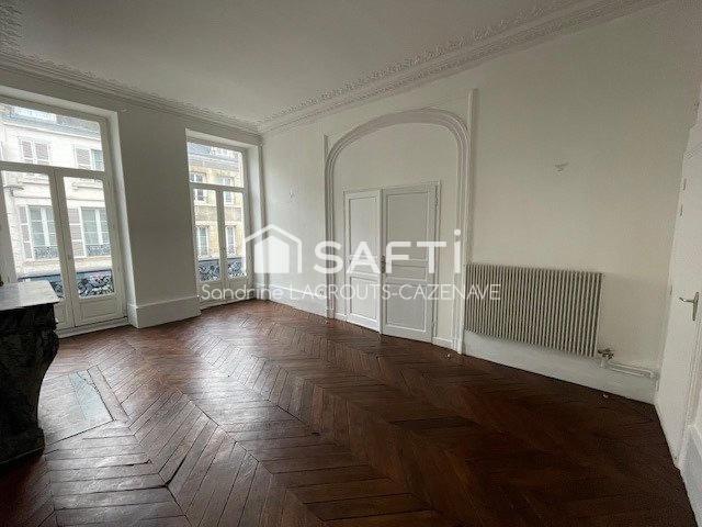 Appartement 8 pièces 129 m²