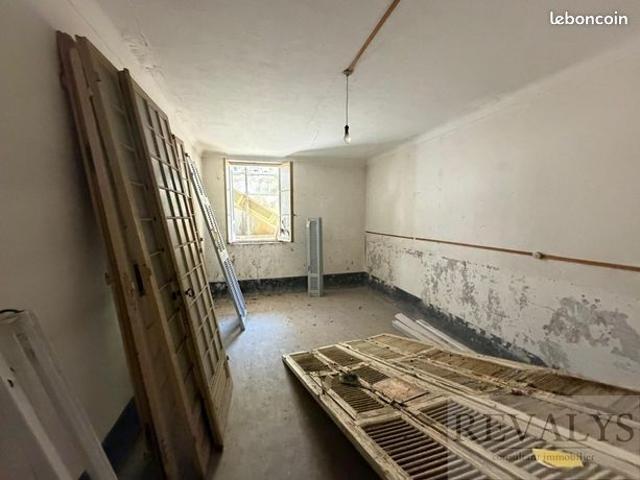 Appartement 8 pièces 140 m²