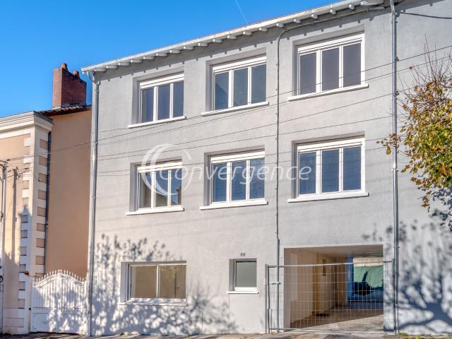 Appartement 8 pièces 141 m²