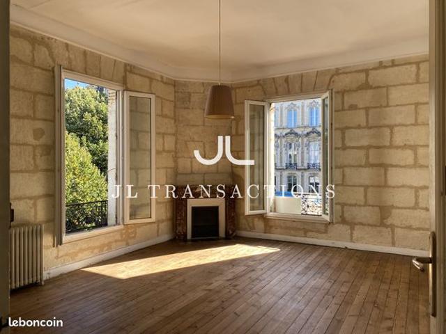 Appartement 8 pièces 152 m²