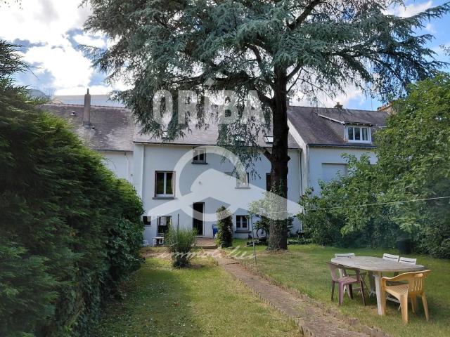 Appartement 8 pièces 152 m²