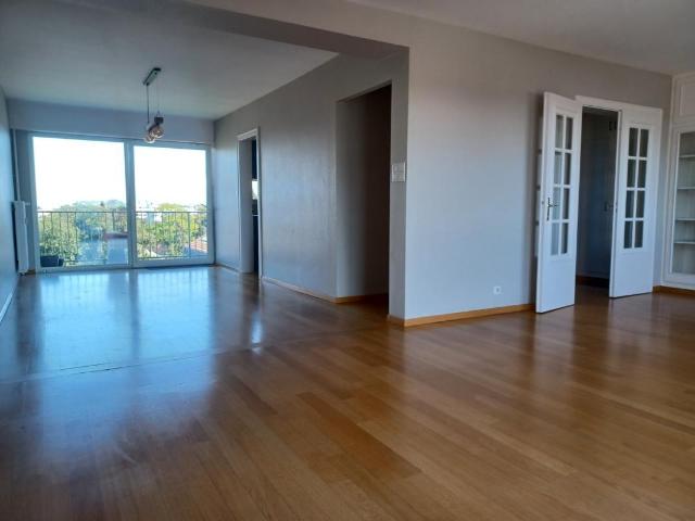 Appartement 8 pièces 155 m²