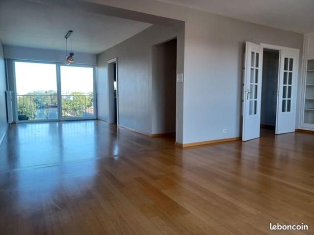 Appartement 8 pièces 155 m²