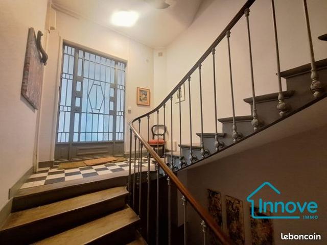 Appartement 8 pièces 157 m²