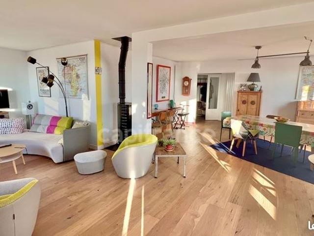 Appartement 8 pièces 159 m²