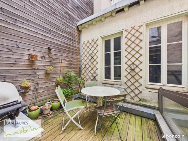 Appartement 8 pièces 160 m²