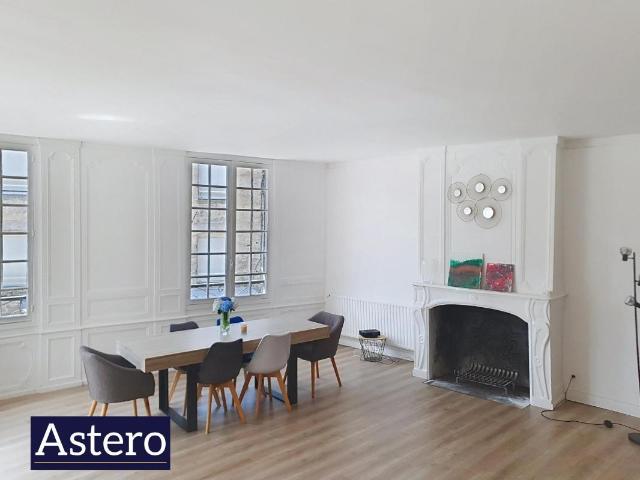 Appartement 8 pièces 160 m²