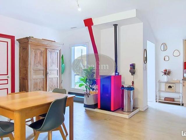 Appartement 8 pièces 161 m²