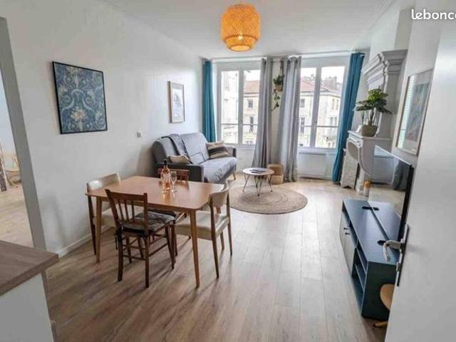 Appartement 8 pièces 164 m²