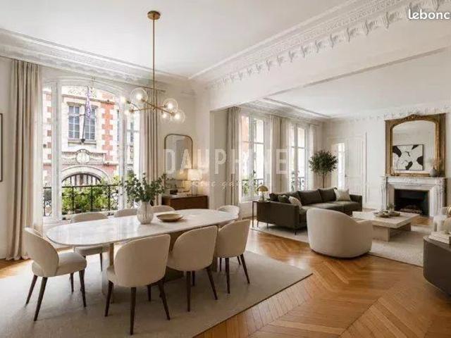 Appartement 8 pièces 169 m²