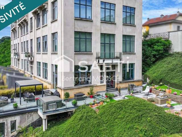 Appartement 8 pièces 170 m²