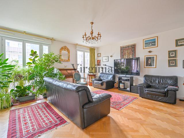 Appartement 8 pièces 171 m²