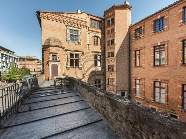 Appartement 8 pièces 173 m²