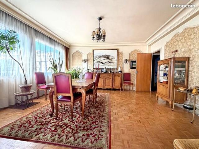 Appartement 8 pièces 165 m²