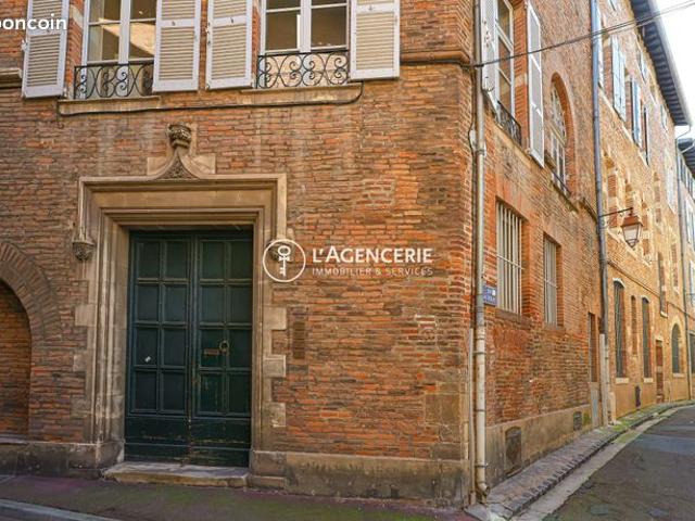 Appartement 8 pièces 186 m²